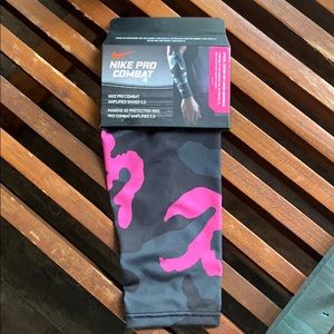 NWT Nike Pro Combat Shriver 3.0 - Special Ed